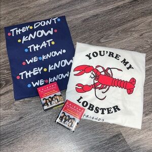 FRIENDS T-Shirt and Mini Book Gift Set size (Small and Medium)